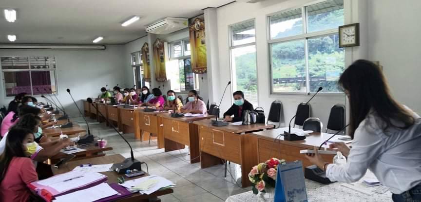 การประชุมการดำเนินงานกองทุนประกันสุขภาพแห่งชาติขององค์การบริหารส่วนตำบลพะโต๊ะ
