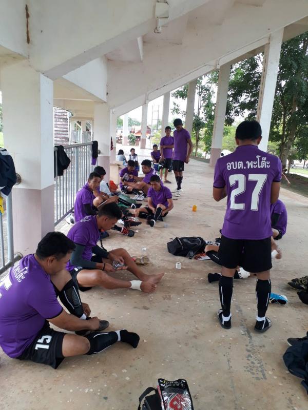 ร่วมแข่งขันฟุตบอล กีฬา อบจ.คัพ เยาวชนและประชาชน จังหวัดชุมพร ประจำปี 2561