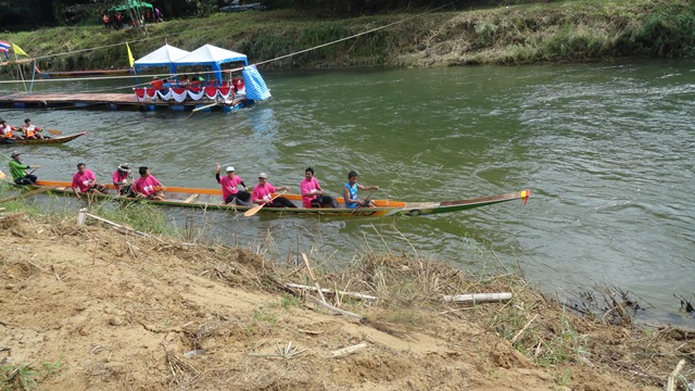 โครงการแข่งขันเรือยาวอำเภอพะโต๊ะ